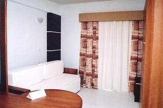 Altadomo Hotel